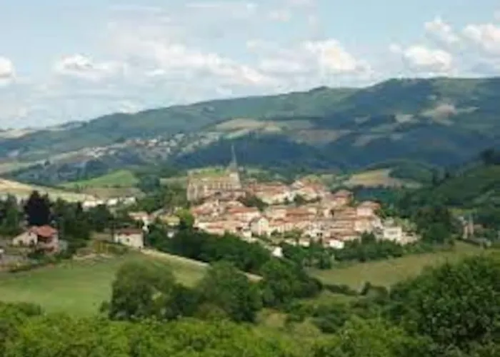 בית נופש Le Sud De St Just D'avray